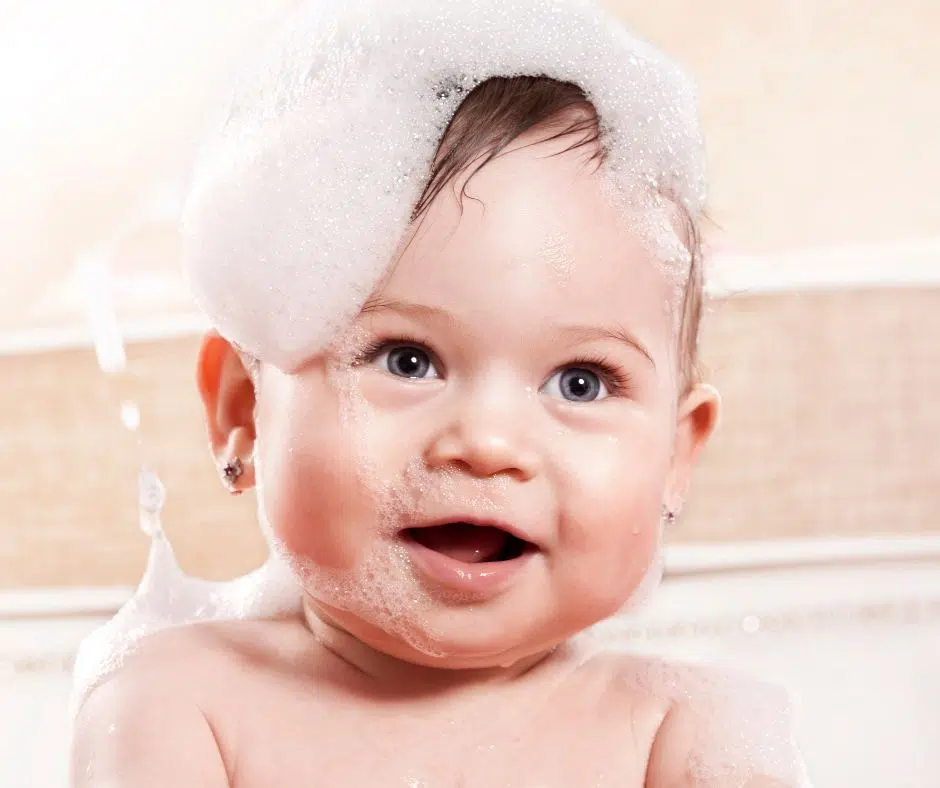 Badesitze sorgen für einen großen und sicheren Baby Spaß in der Badewanne