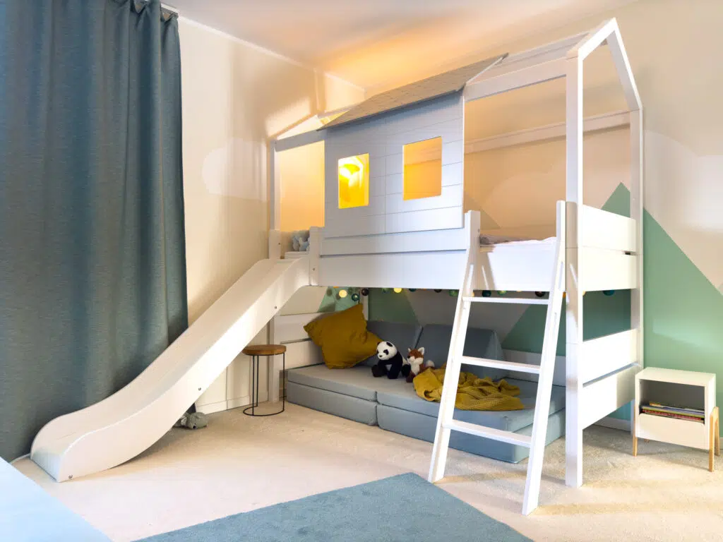 Spielbett "Tiny House" von PAIDI